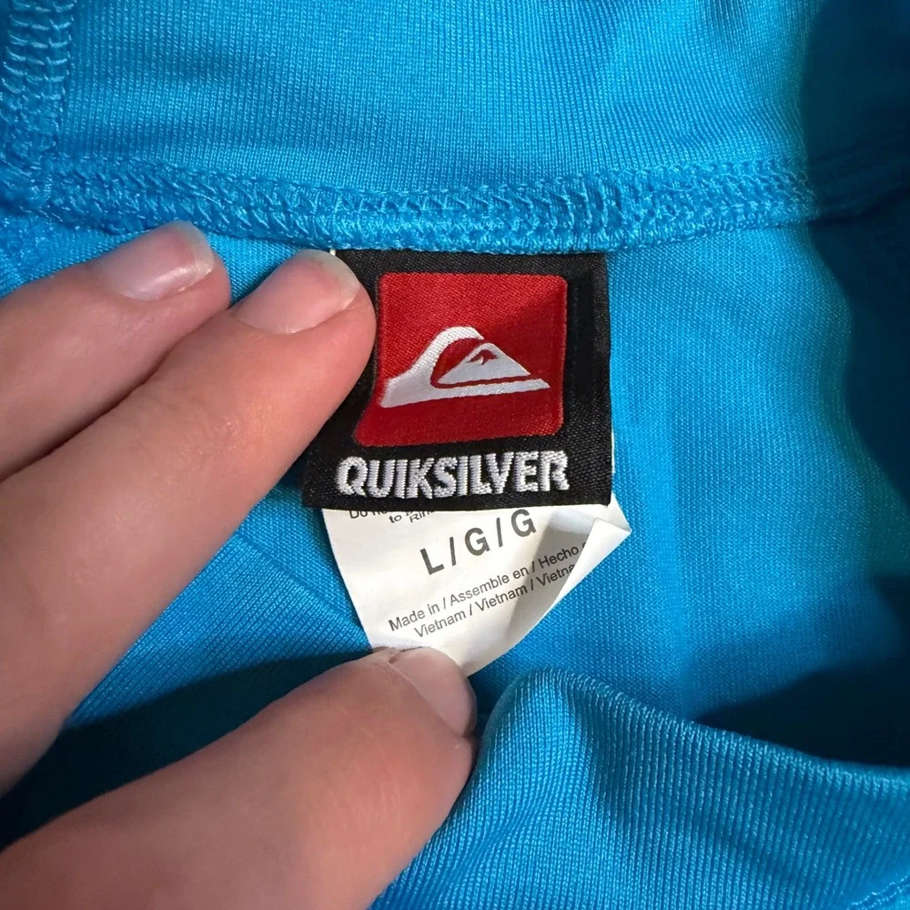 Quiksilver Mens Rash Guard Short Sleeve Blue Graphic Logo Swim Shirt Large